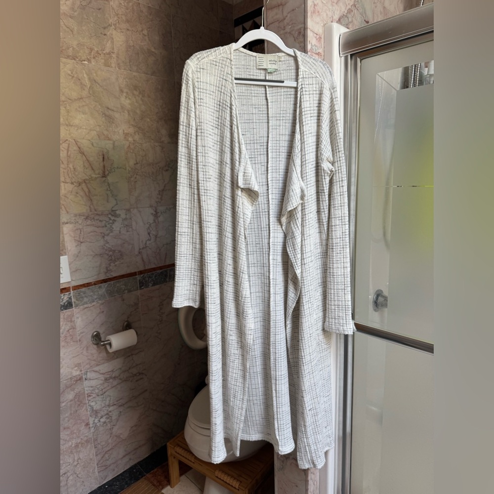 Soft White and Gray Textured Cardigan